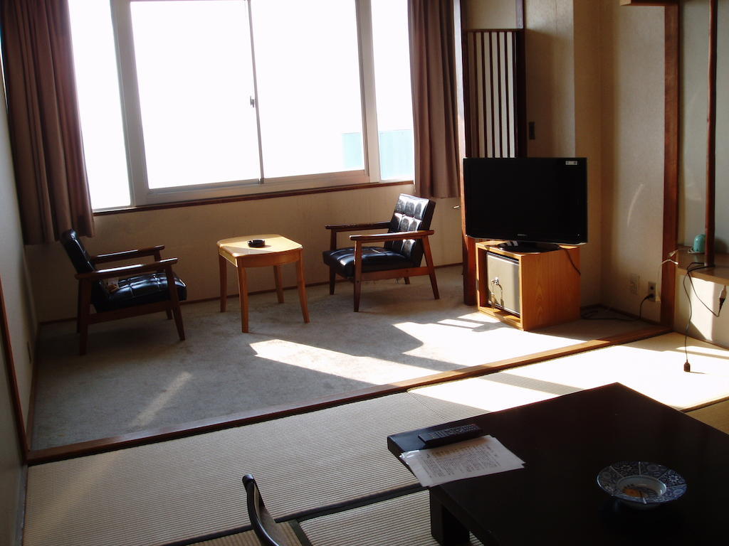 Tateyama Yuhikaigan Hotel Quarto foto